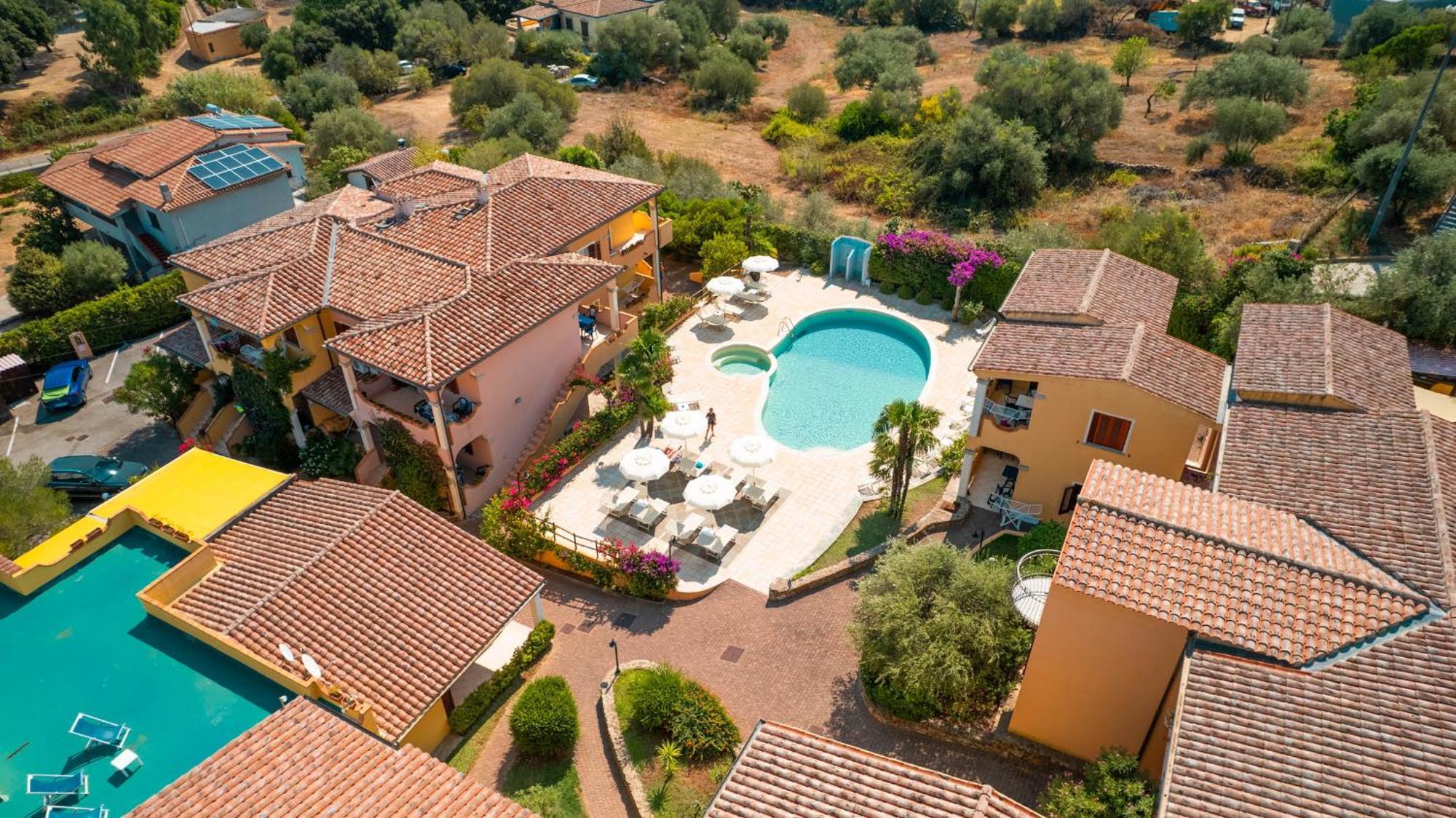 Residence Corte Dei Venti Budoni Extérieur photo