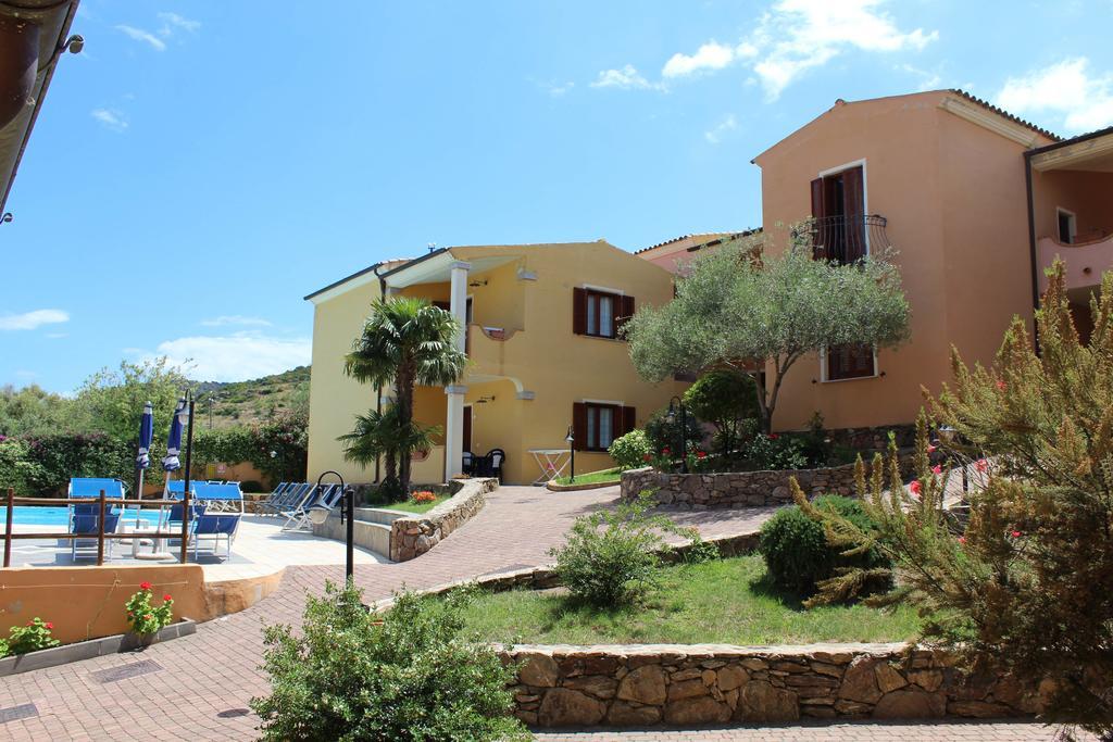 Residence Corte Dei Venti Budoni Extérieur photo