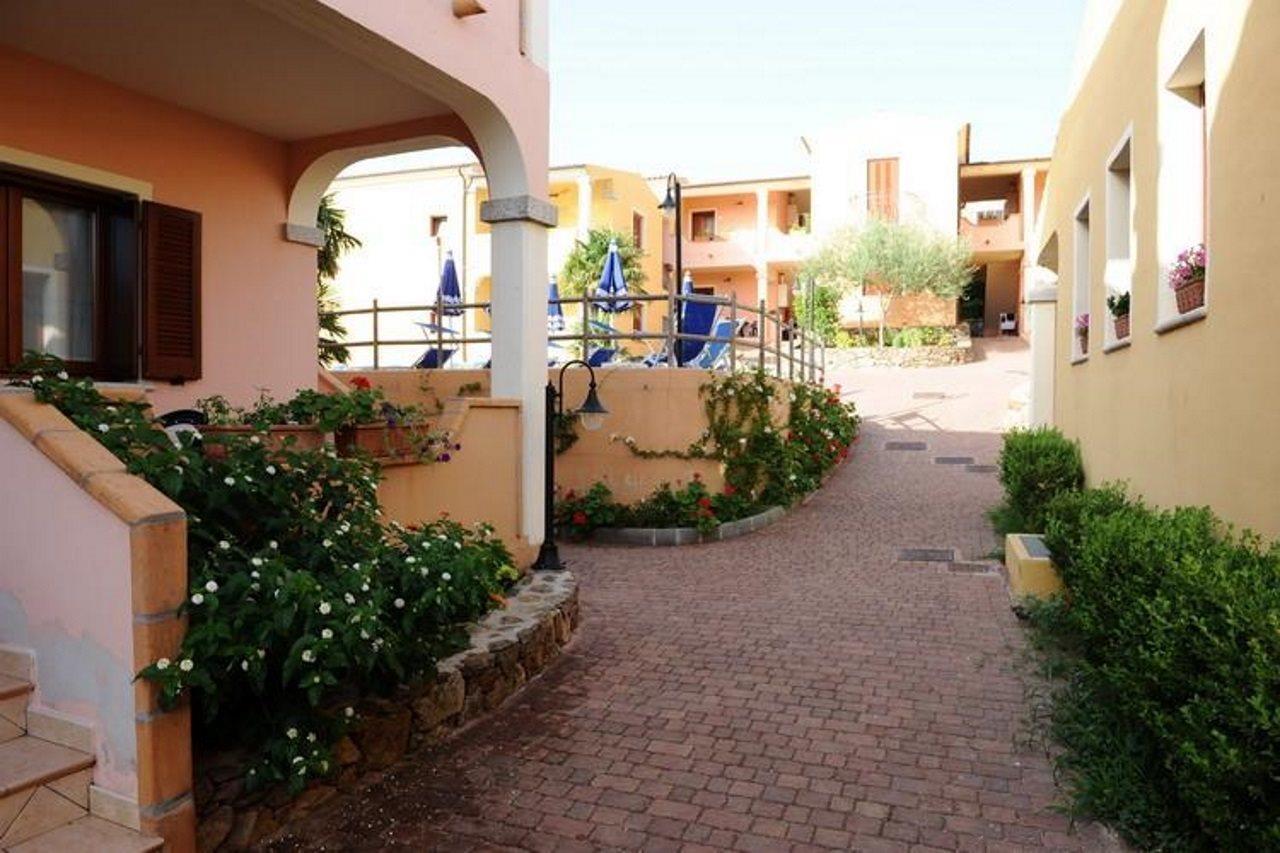 Residence Corte Dei Venti Budoni Extérieur photo