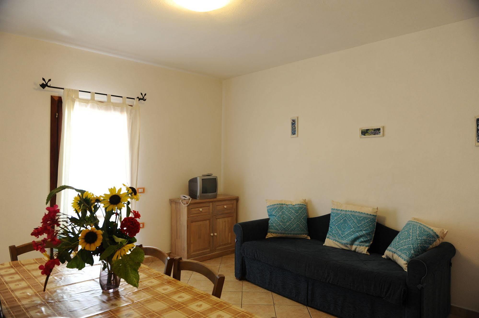 Residence Corte Dei Venti Budoni Extérieur photo